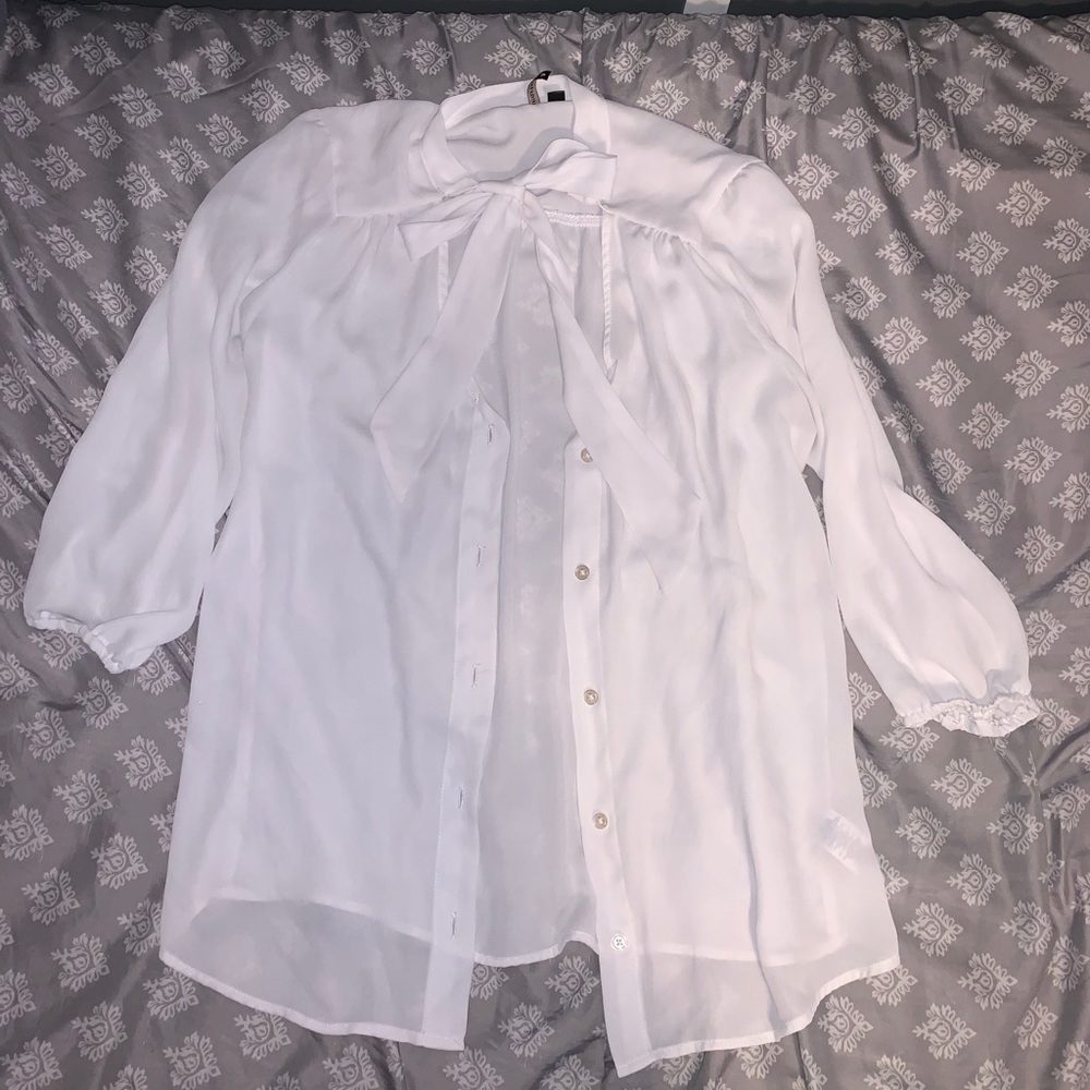 3/4 length White button up
